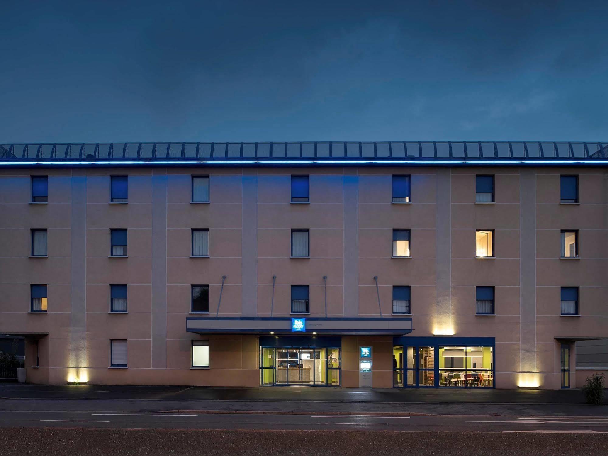 Ibis Budget Bobigny Pantin Exterior foto