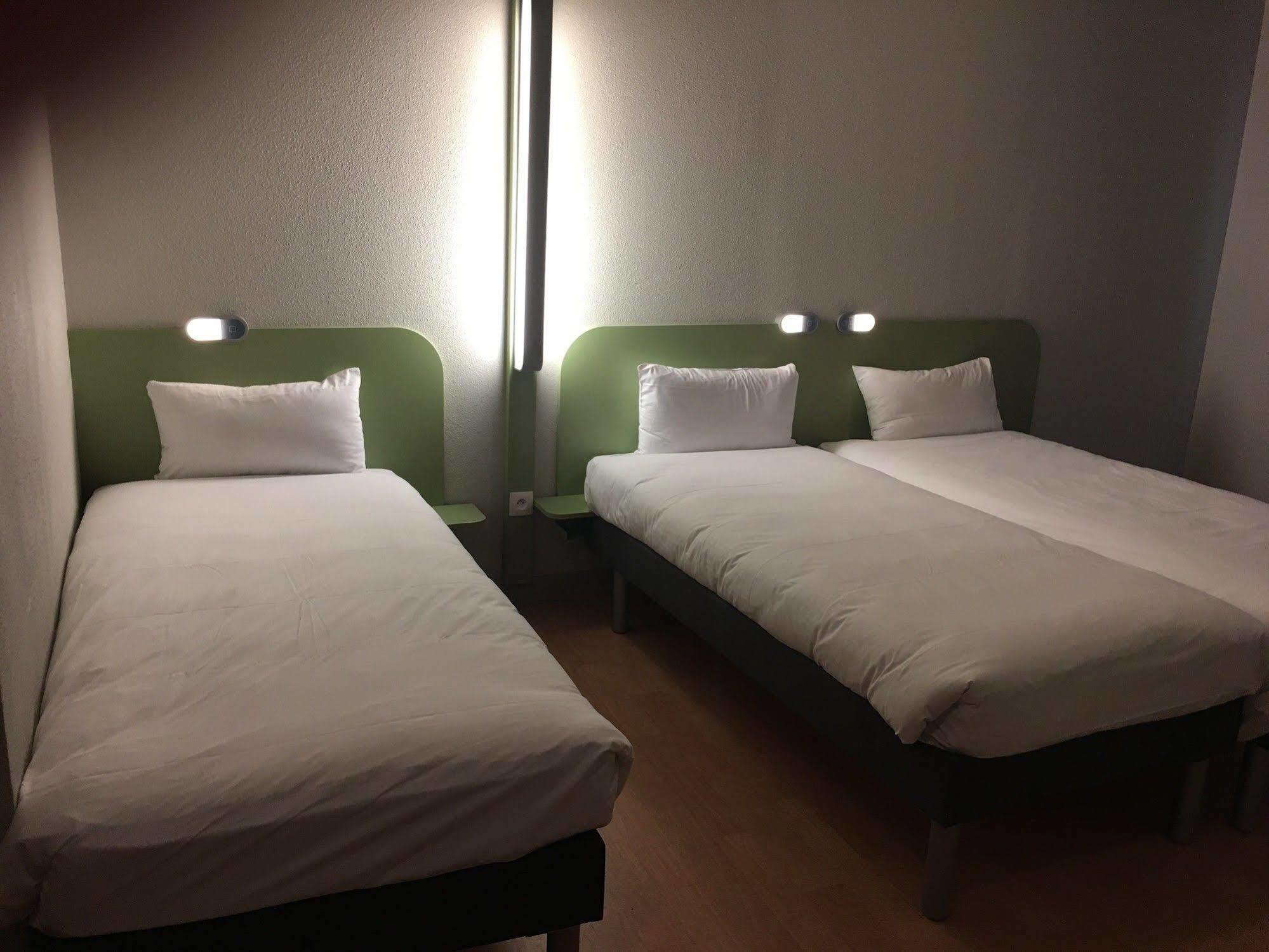 Ibis Budget Bobigny Pantin Exterior foto